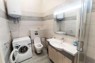 Апартаменты Wonderful flat on city center (Mukachivska 4/8) Ужгород-7